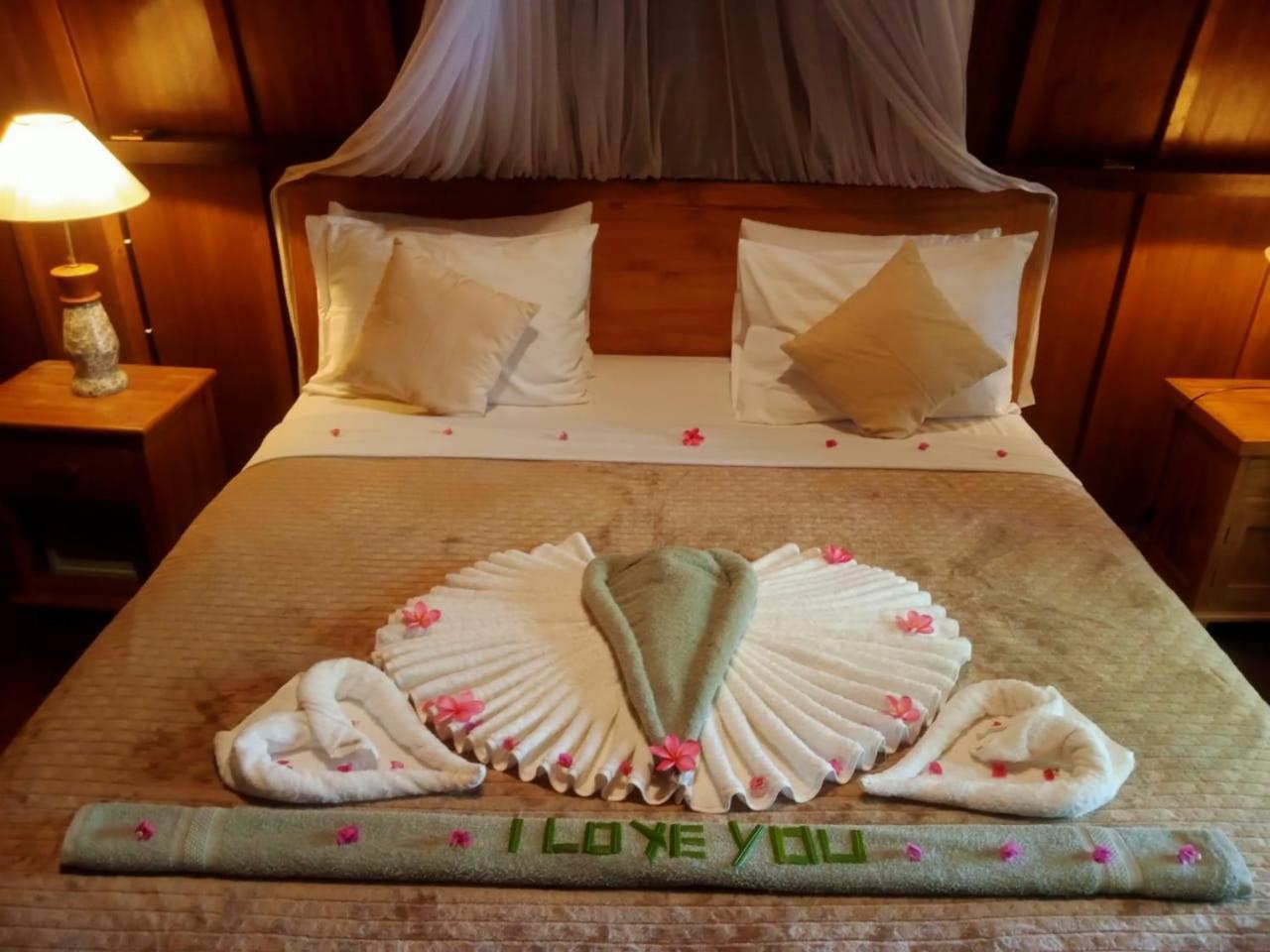 Hakuna Matata Resort Гили-Эйр Экстерьер фото