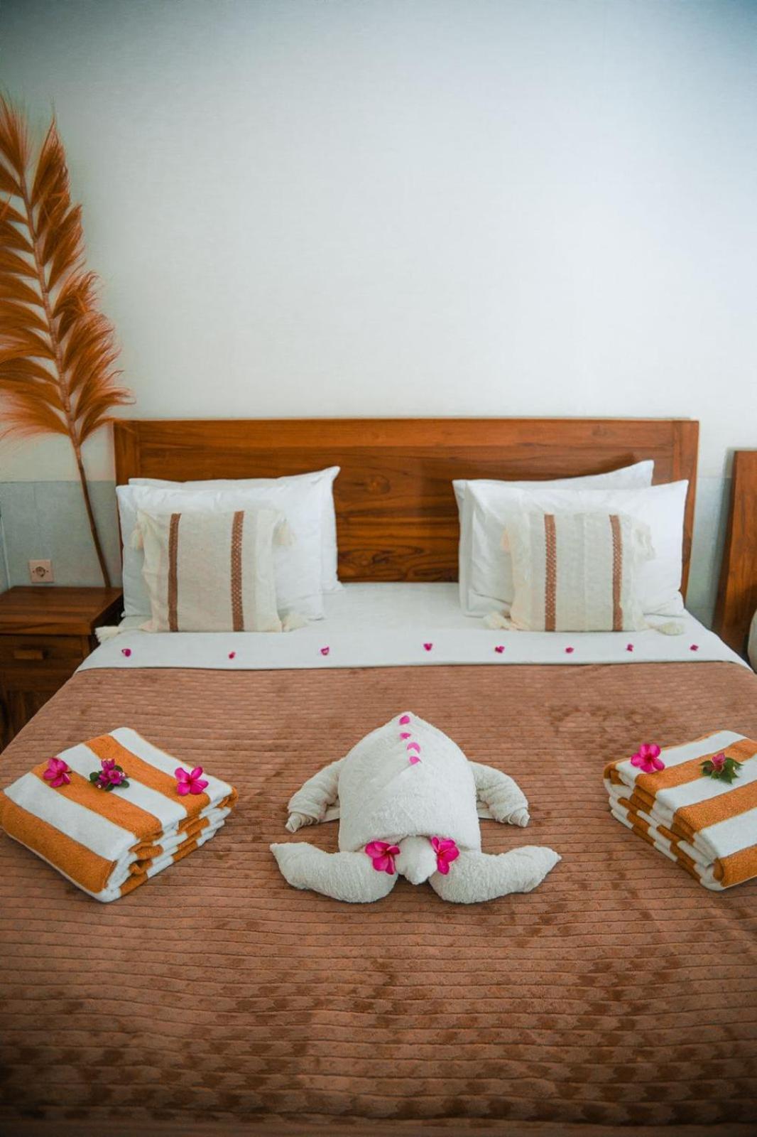 Hakuna Matata Resort Гили-Эйр Экстерьер фото
