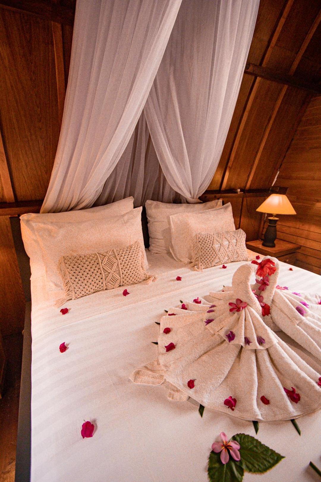 Hakuna Matata Resort Гили-Эйр Экстерьер фото